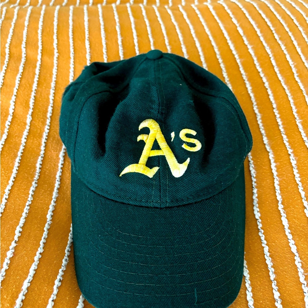 1990’s Oakland athletics cap